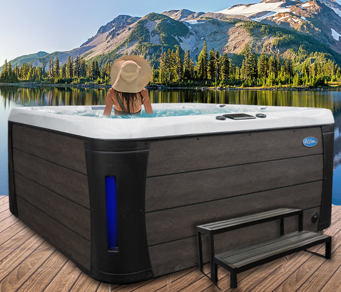 Calspas hot tub being used in a family setting - hot tubs spas for sale Paloalto